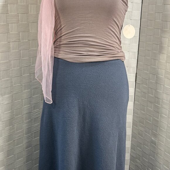 Tres Bien Cloudy Knit maxi skirt Denim blue color (S,M,L) - Picture 5 of 7
